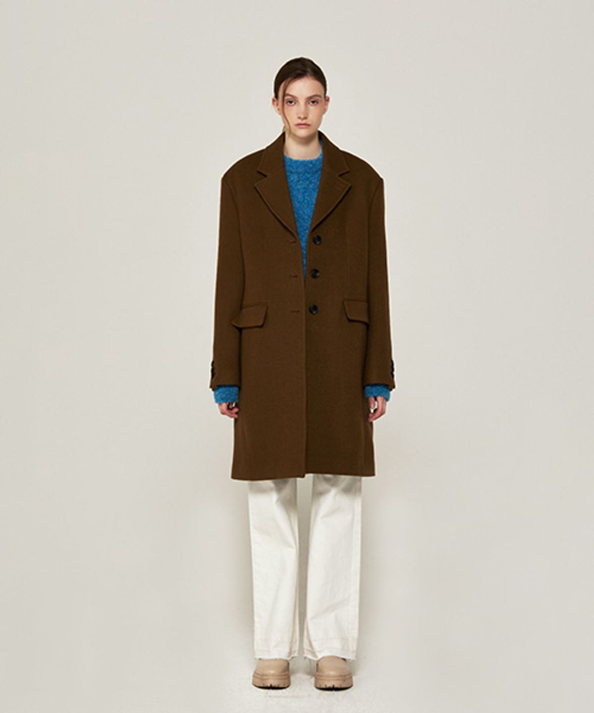 아바몰리(AVA MOLLI) ESSENTIAL 3BUTTON SINGLE CT (BROWN)