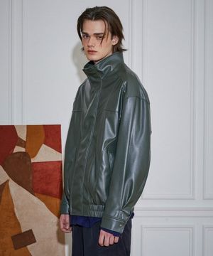 페이크 레더 오버사이즈 하이넥 블루종 올리브그린