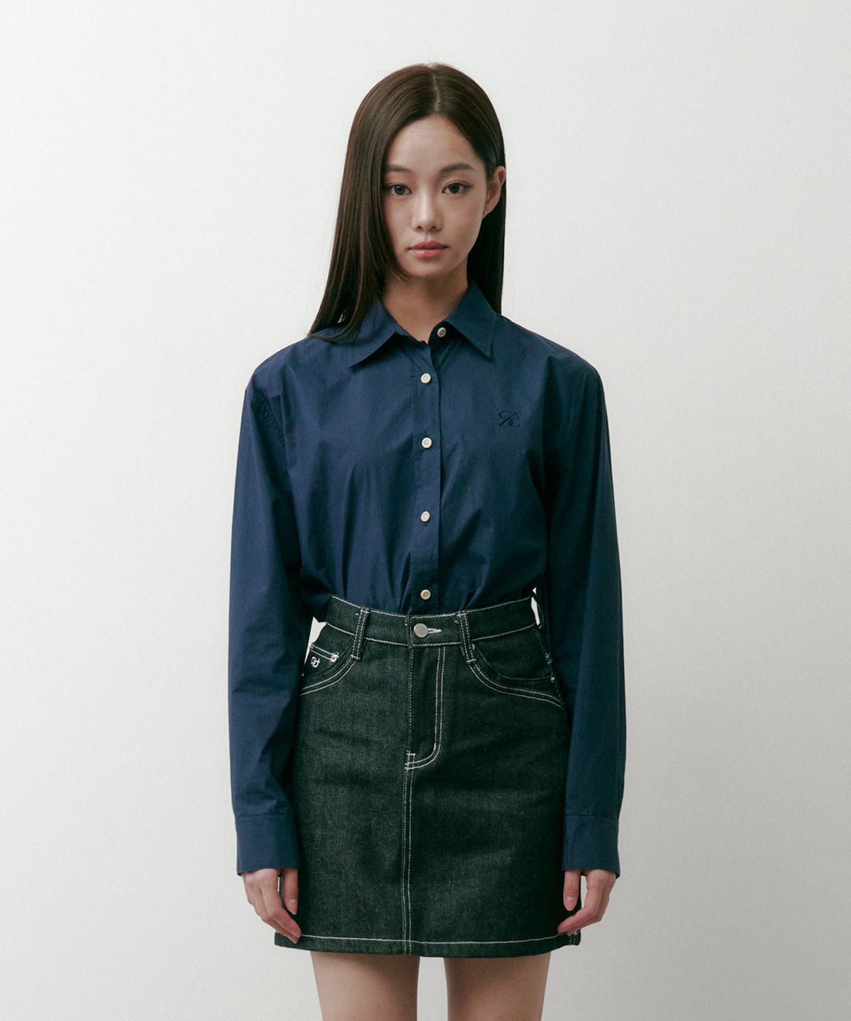 솔트앤초콜릿(SALT AND CHOCOLATE) SAC 로고 베이직 셔츠 네이비 4W2237301