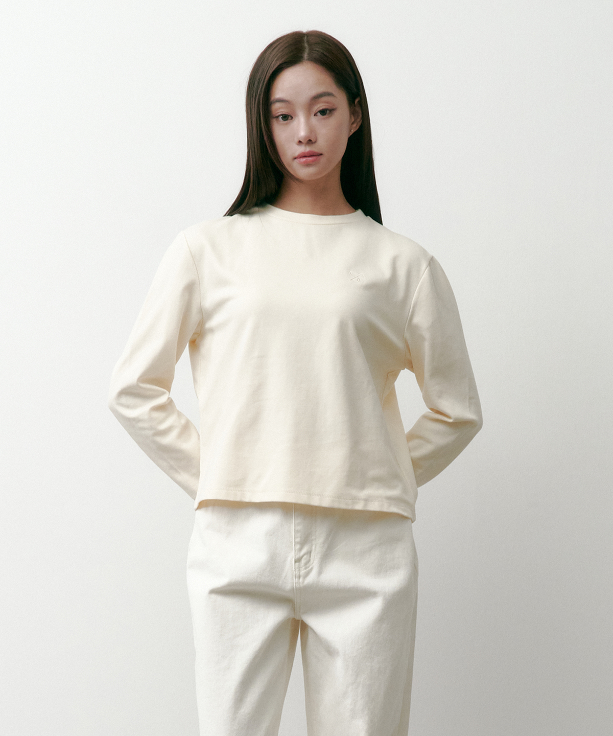 솔트앤초콜릿(SALT AND CHOCOLATE) SAC 로고 롱슬리브 실켓 티셔츠 크림 4W2231301