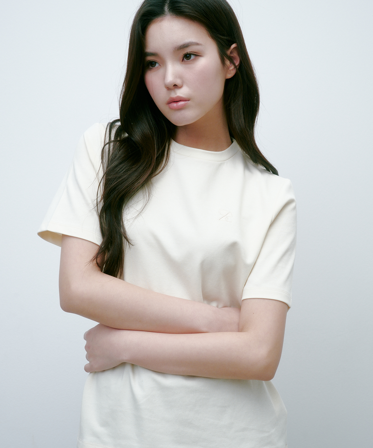 솔트앤초콜릿(SALT AND CHOCOLATE) SAC 로고 오버핏 실켓 티셔츠 크림 4W2231202
