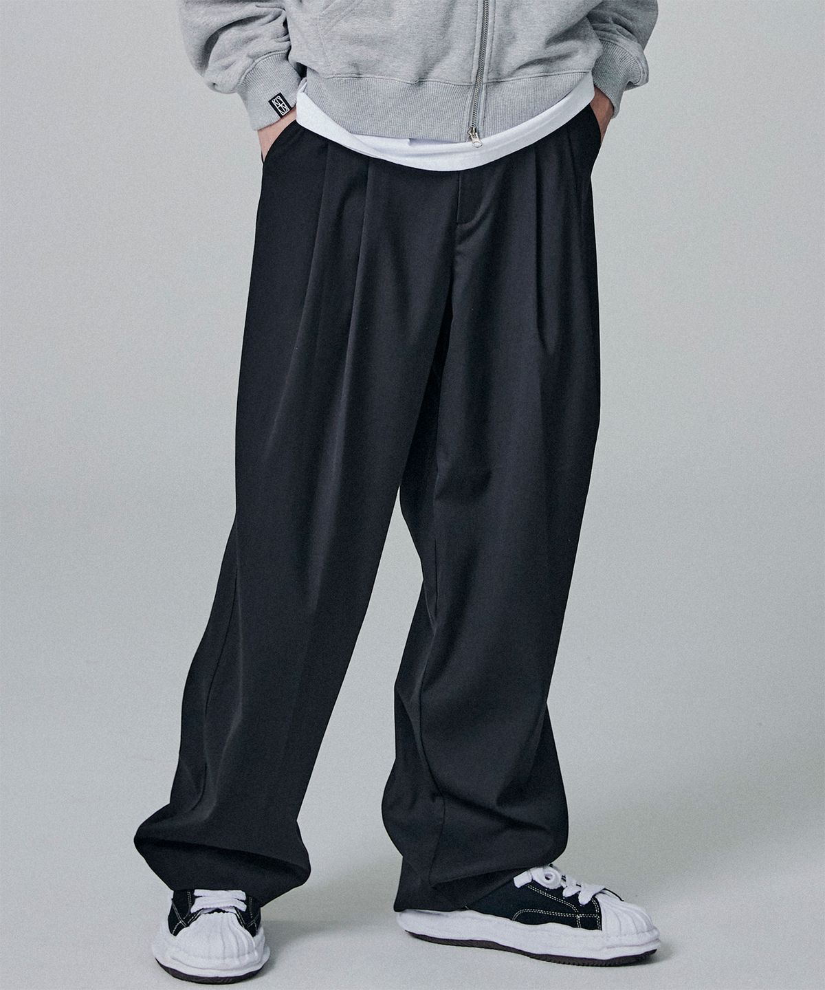 낫포너드(NOT4NERD) TR Two Tuck Wide Pants - Black