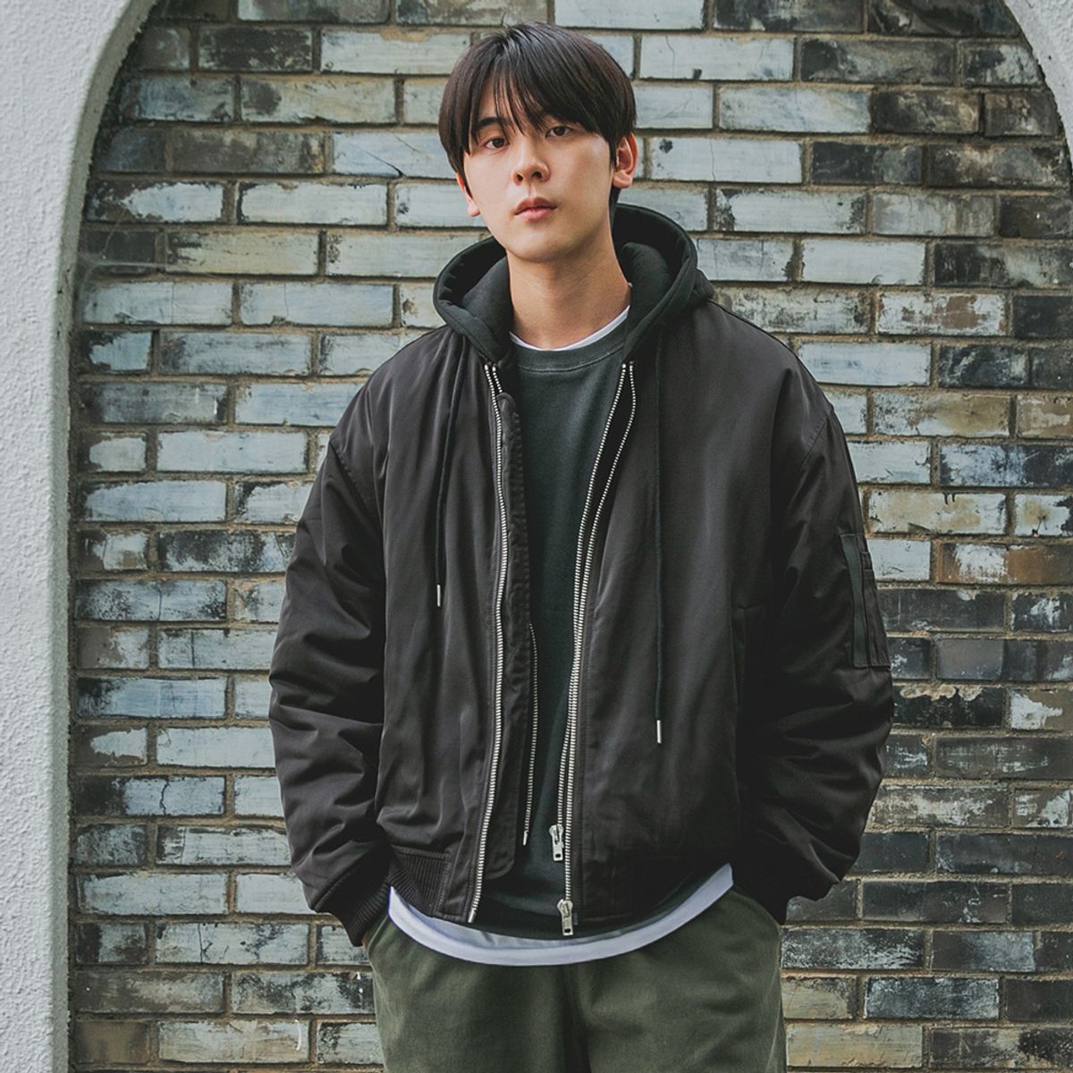 앨빈클로(ALVINCLO) 캐주얼 후드 항공 점퍼 AZH895 (4 COLOR)