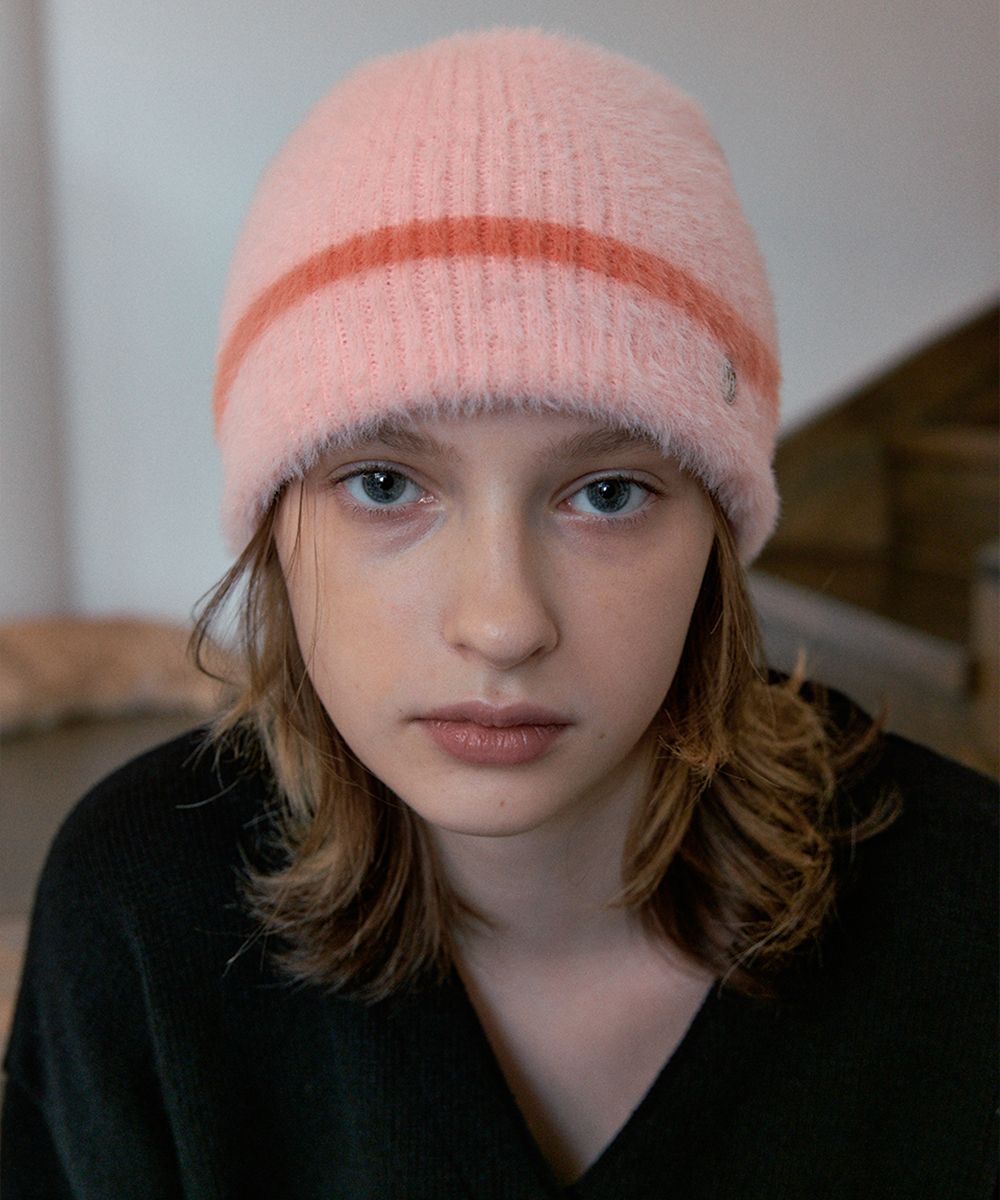 MUSINSA | SINOON STRIPED FUZZY BEANIE (PINK)