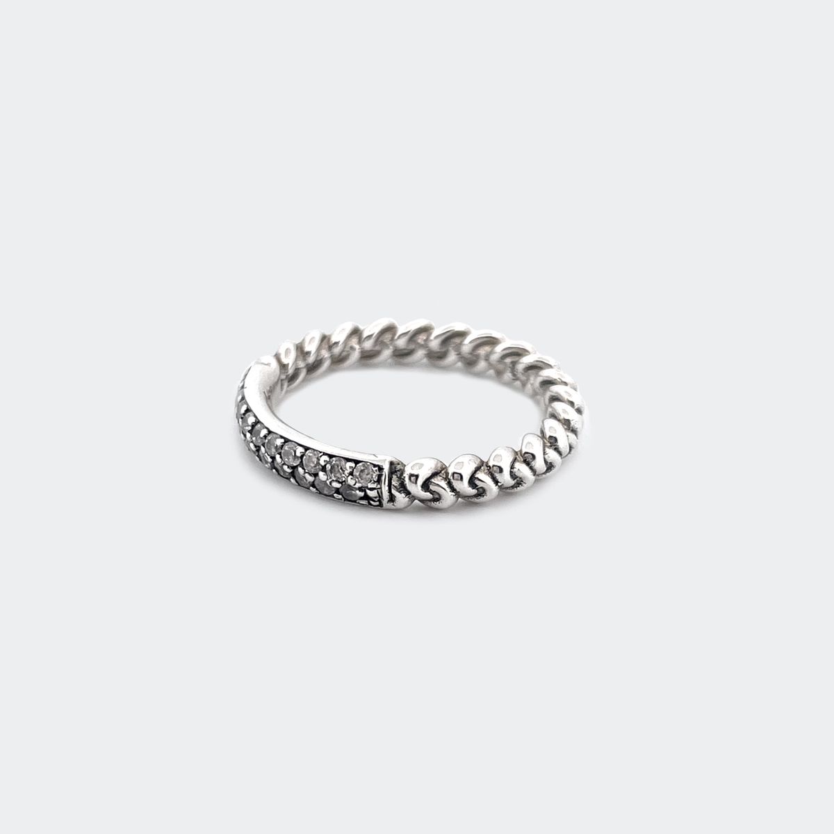 스쿠도(SCUDO) line twist half ring [stone]