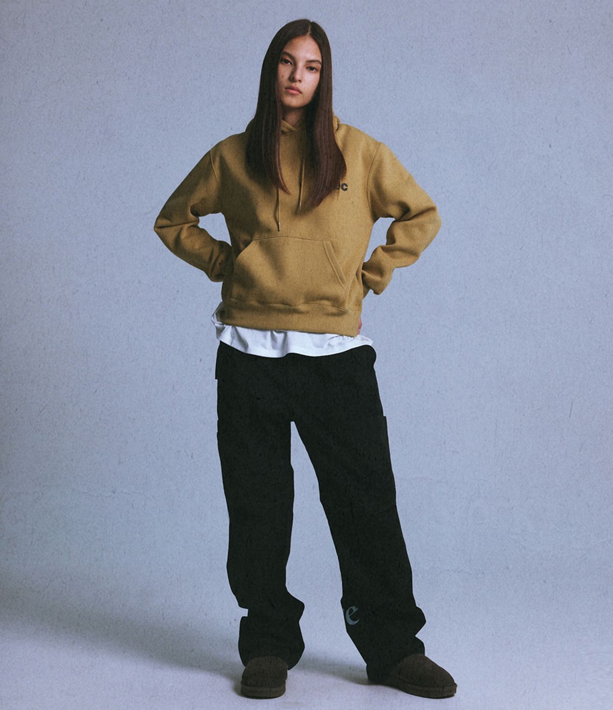 챈스챈스(CHANCECHANCE) CEC WOMAN HOODIE(MUSTARD)