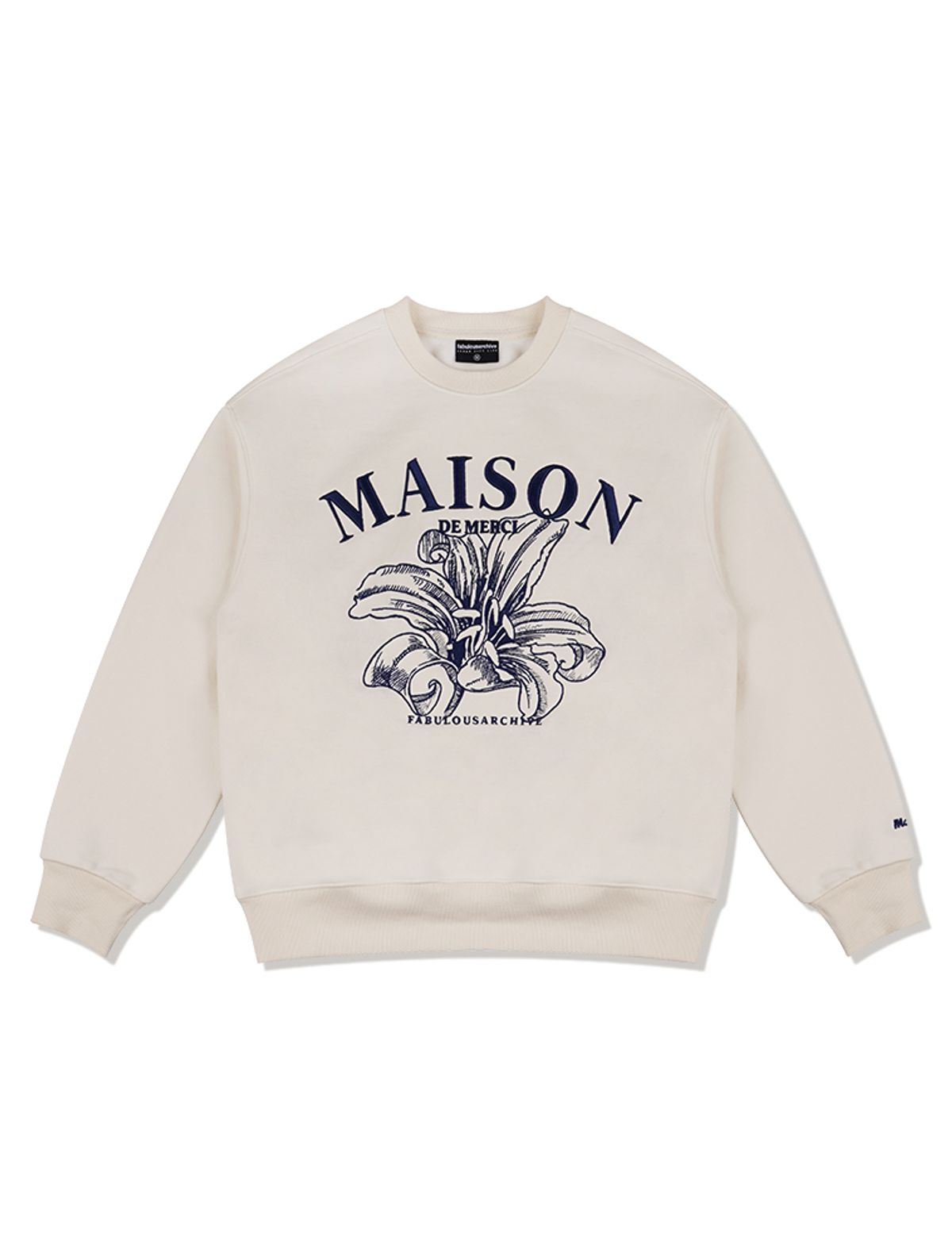 라 메종 스튜디오(LA MAISON STUDIO) UNISEX 르리스 엠보 자수 맨투맨 크림네이비(FCC3TS478M)