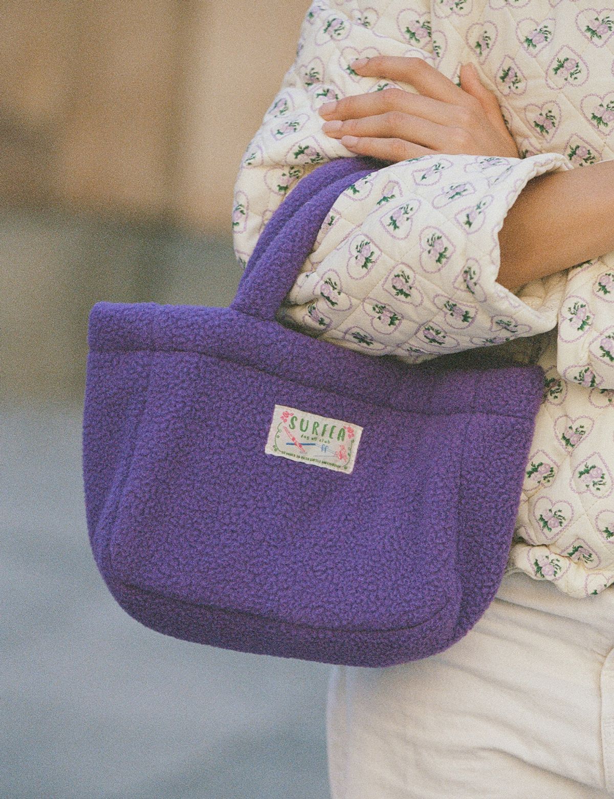 써피(SURFEA) CUSHY REVERSIBLE TOTE BAG_VIOLET