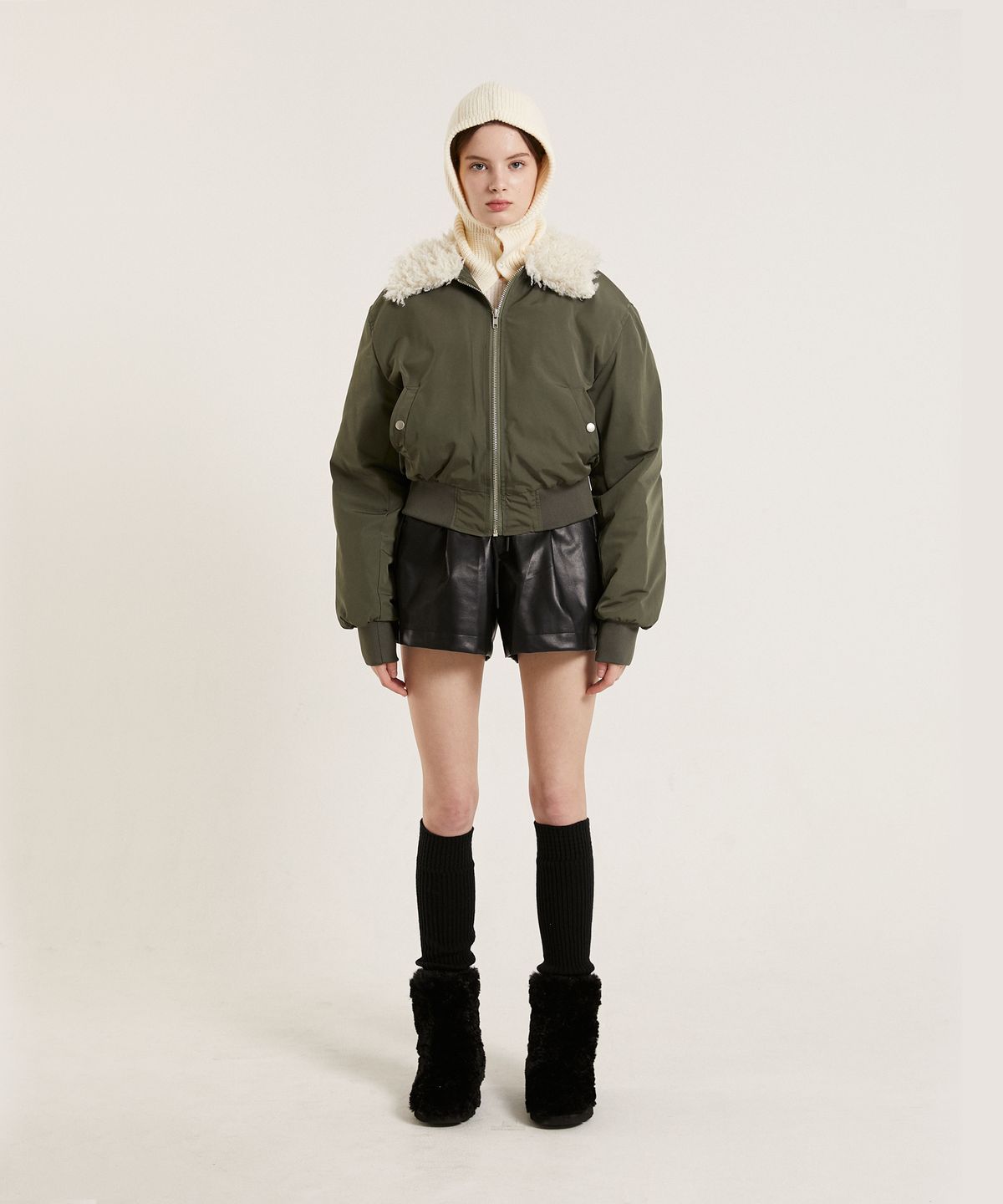 핑크파인애플(PINK PINEAPPLE) DUMBLE BEAR BOOTS_BLACK