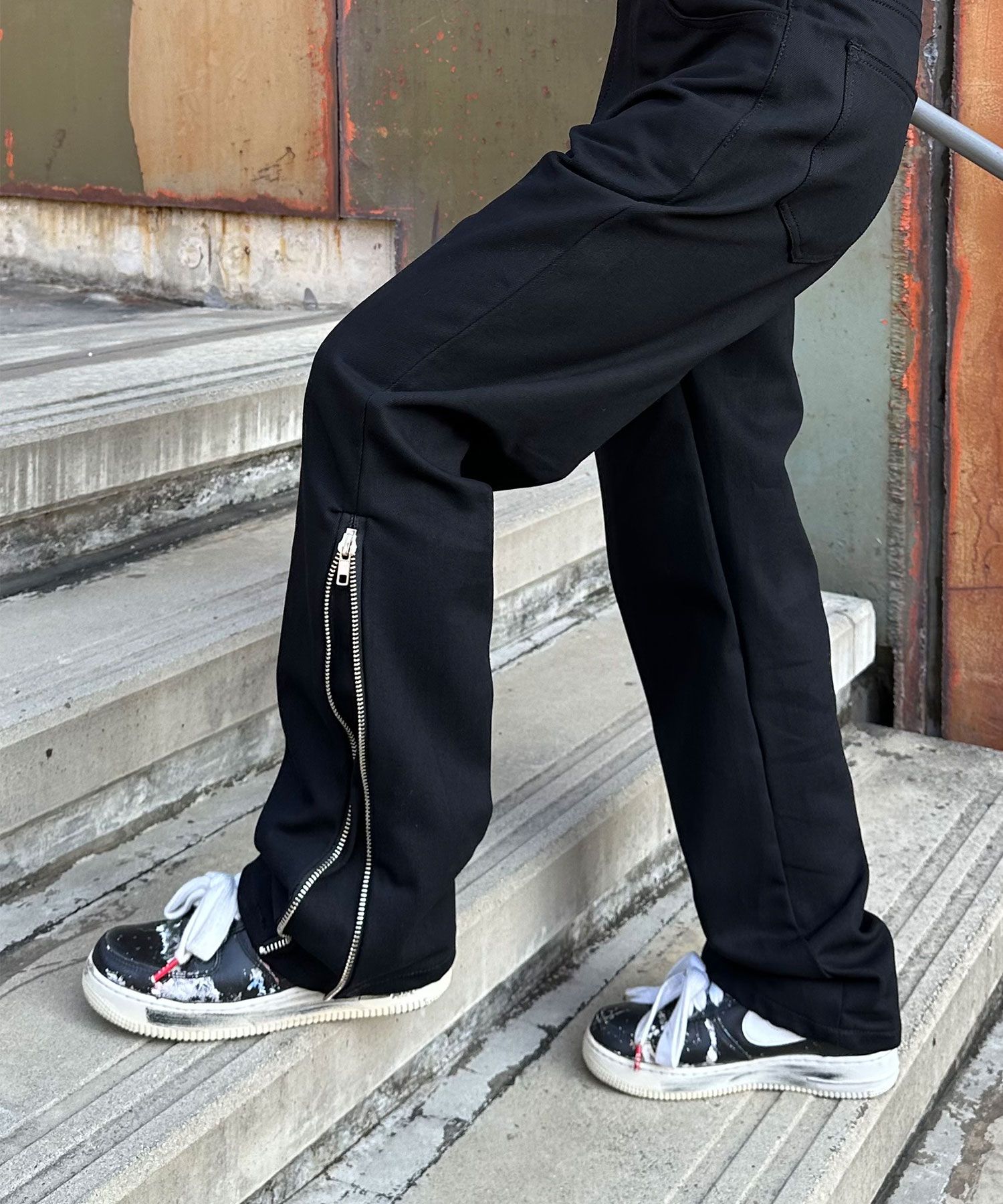 MUSINSA公式 | CLACO オブリークサイドジッパーワイドデニムパンツ