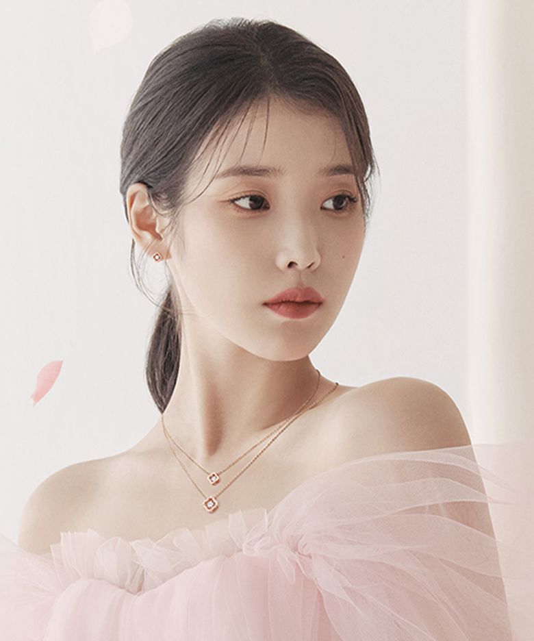 [아이유 PICK] CLOVIA 14K 귀걸이 (JJCLEQ3BS150R4000)