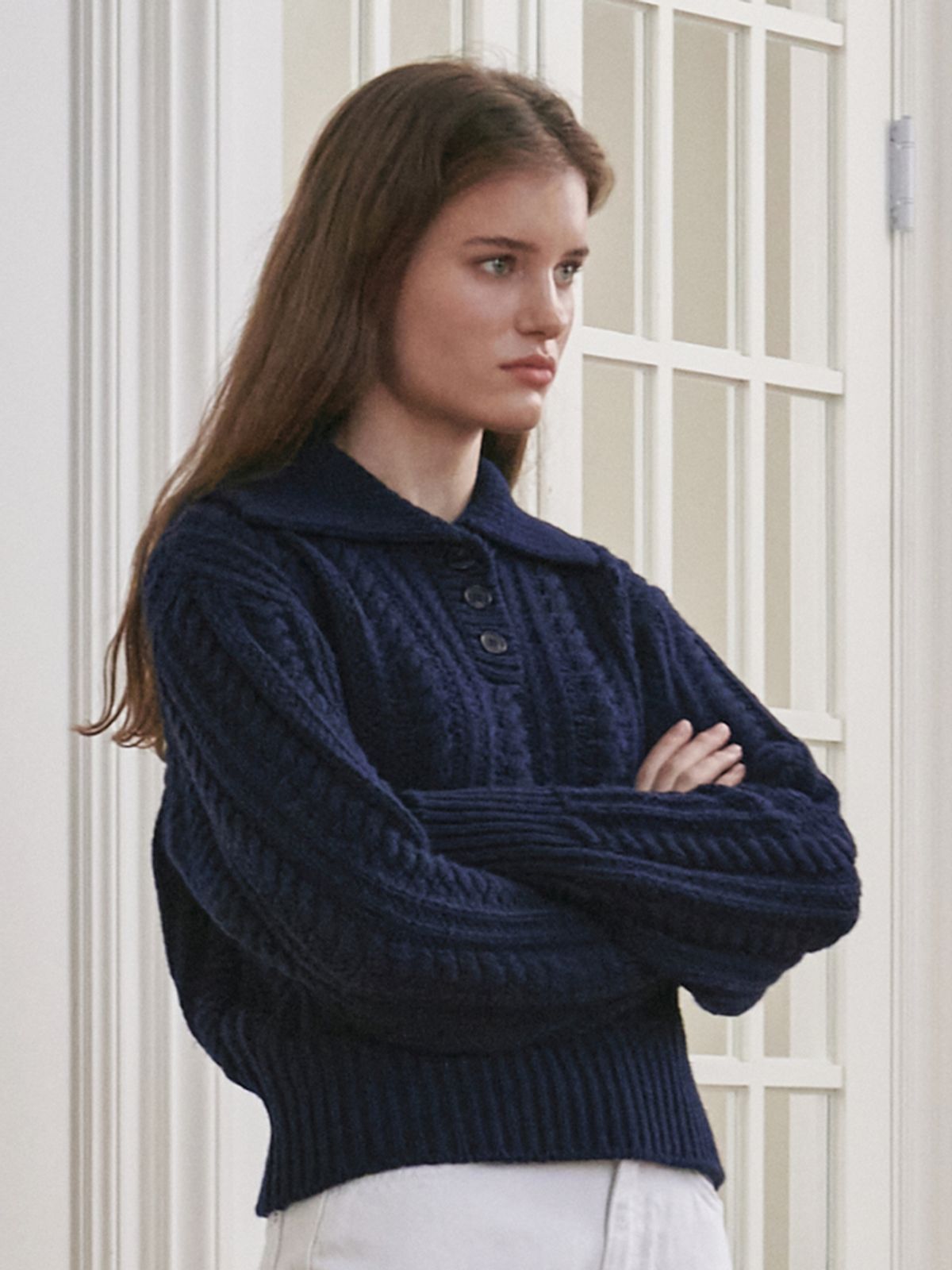 누브(NOUVE) Cable Collar Wool Knit - Navy