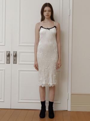 white mini ribbon point velvet dress