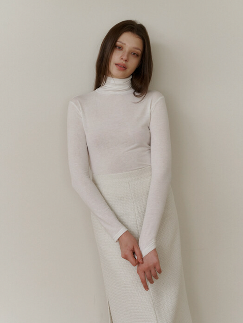 cream back line point pola t-shirt