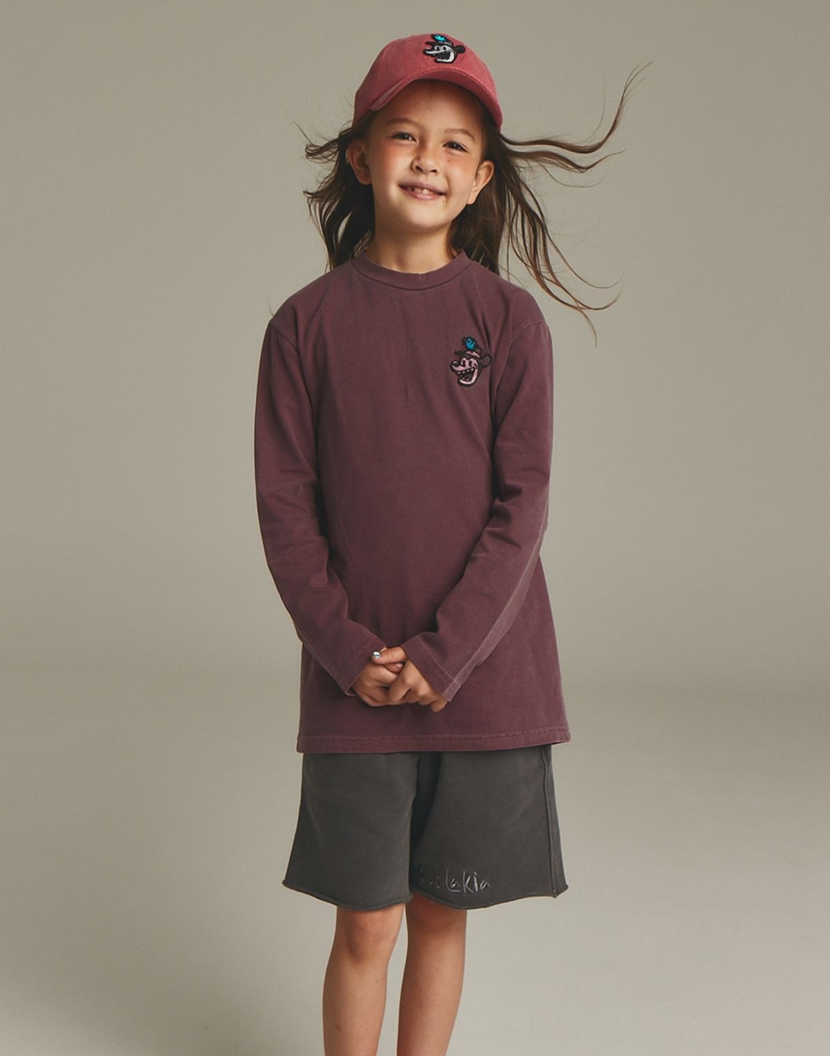블라블라키아(BLABLAKIA) BLAH LOGO LONG SLEEVE T-shirt (BURGUNDY)