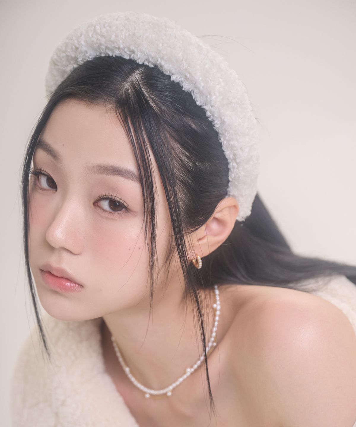 포스트루드(POSTLUDE) FLUFFY HAIRBAND (5 COLORS)