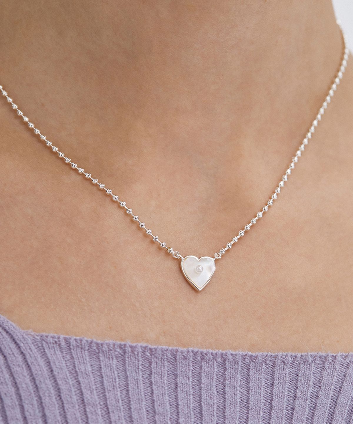 타티아나(TATIANA) (SILVER925) Mother of pearl Heart Necklace NZ2037
