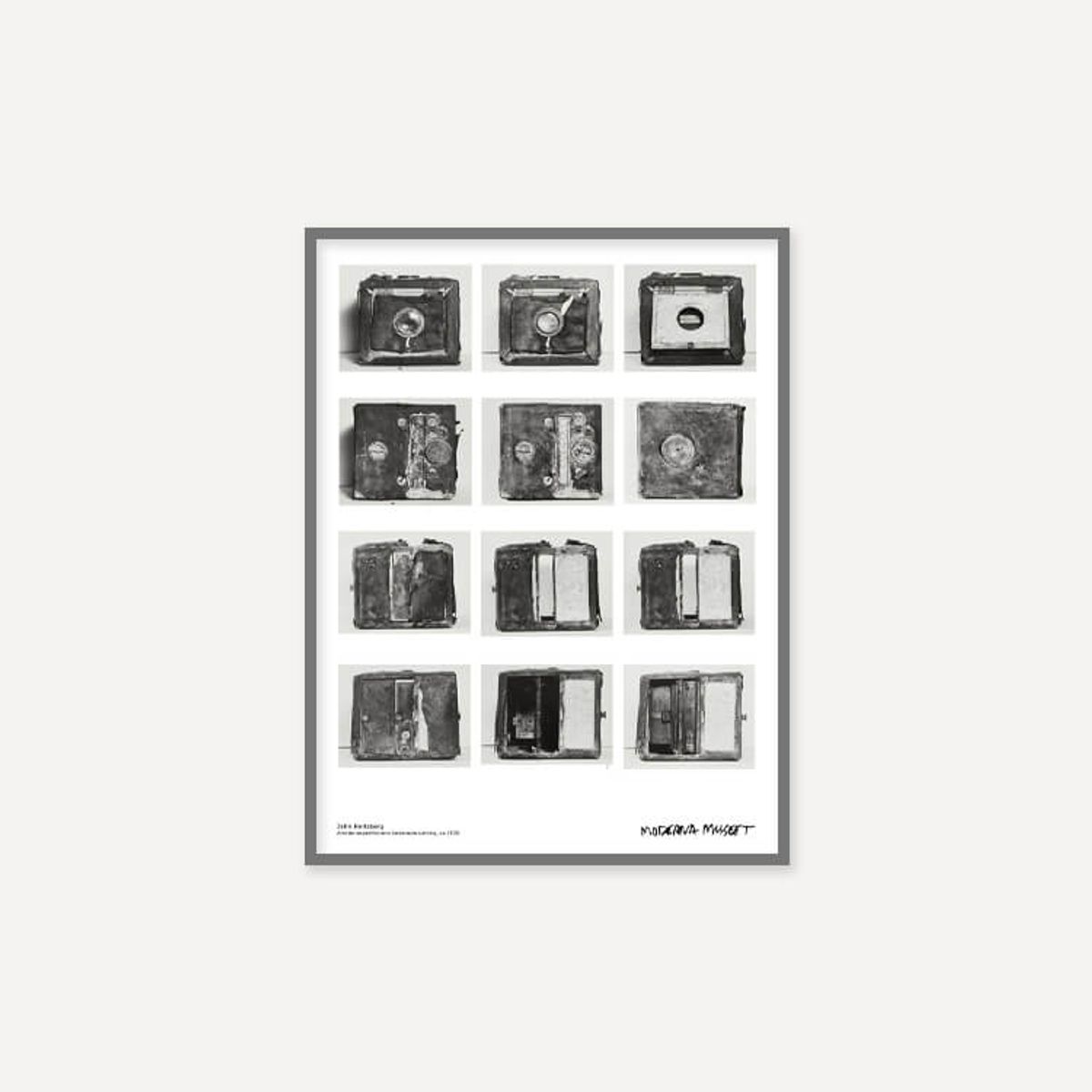 그릿시즌(GREET SEASON) 존 허츠버그 Andree expeditions camera gear (액자 포함)