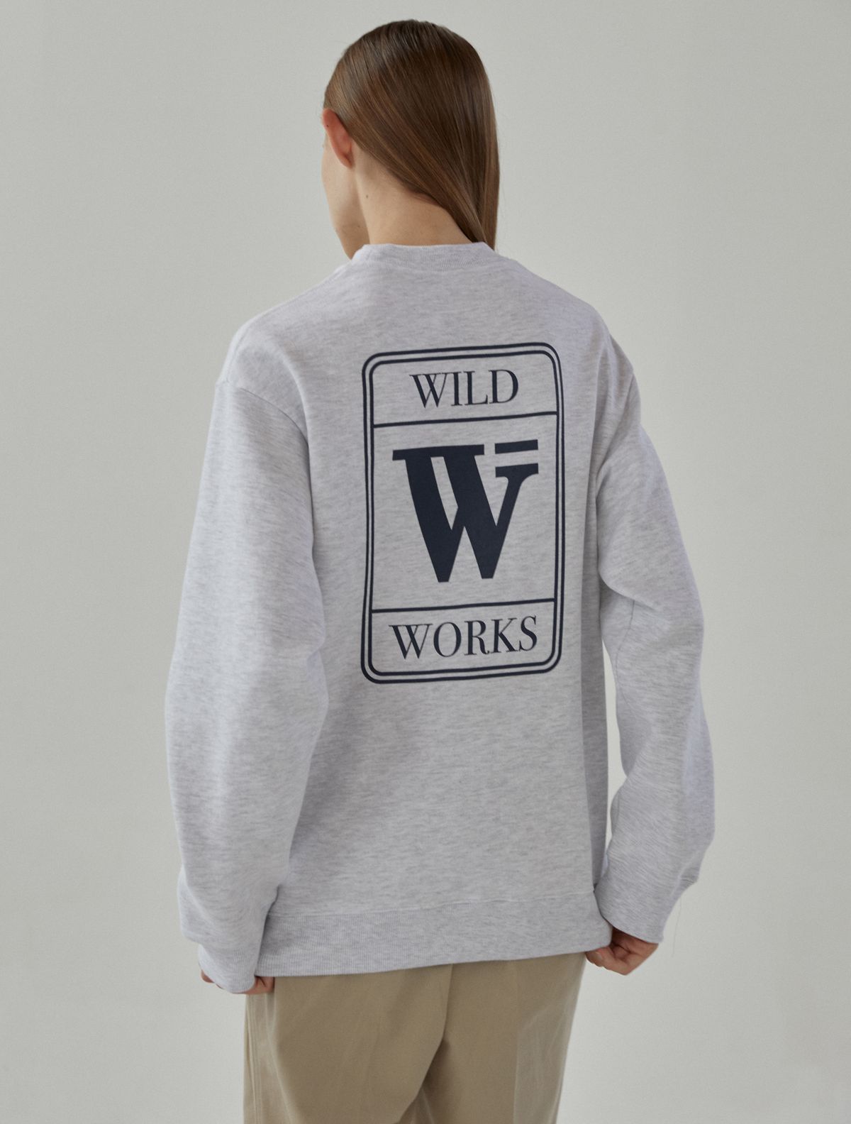 와일드웍스(WILDWORKS) W Ticket SWEATSHIRT_Melange Grey