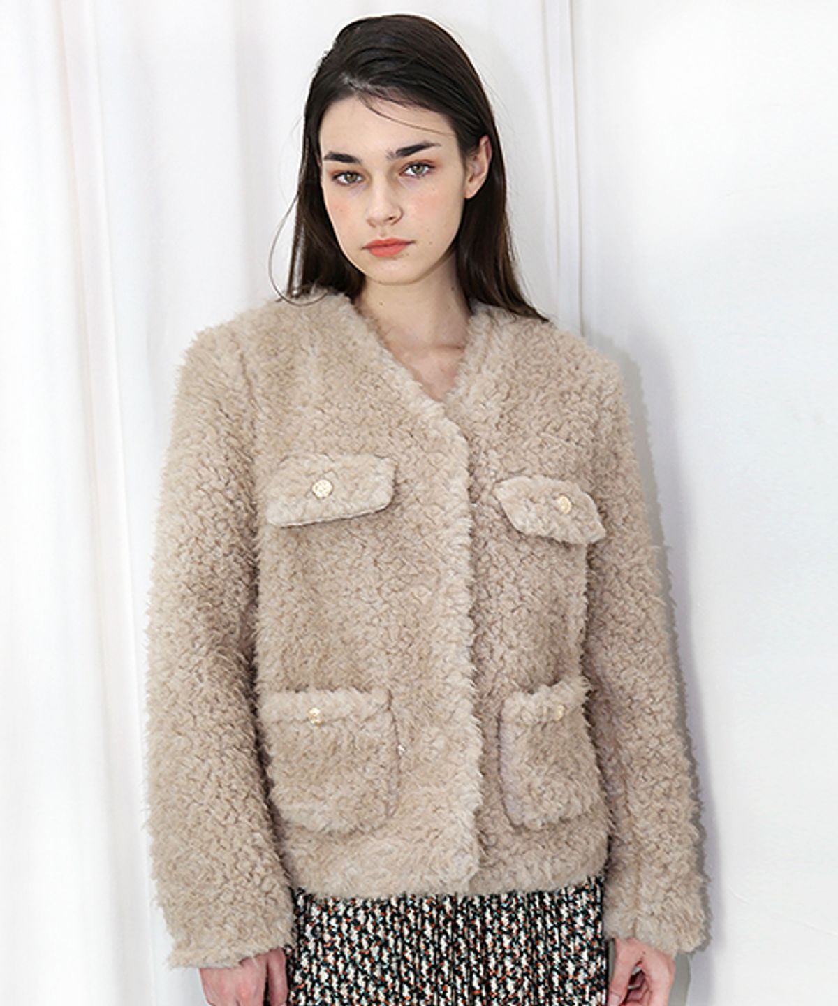 데미지니모닉(DAMAGE MNEMONIC) 브이넥 양털 베이지 자켓 _ V-neck Wool Beige JK