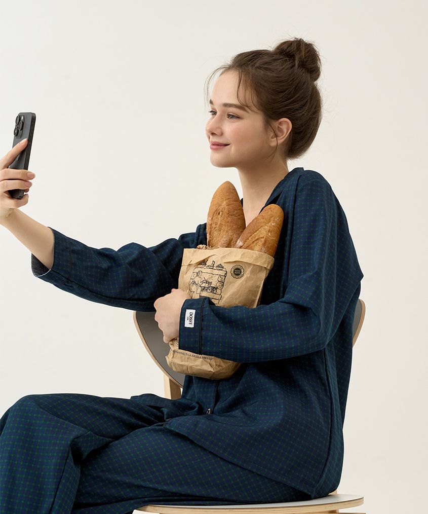 OURルームウェア　ネイビー 2枚セット MUSINSA公式 | DOSSY Silk Fit Libre Long Sleeve Couple Pajamas Set