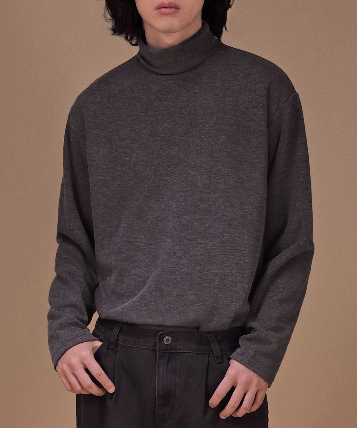 베리베인(VERYVAIN) COMFORT TURTLENECK (DARK GRAY)