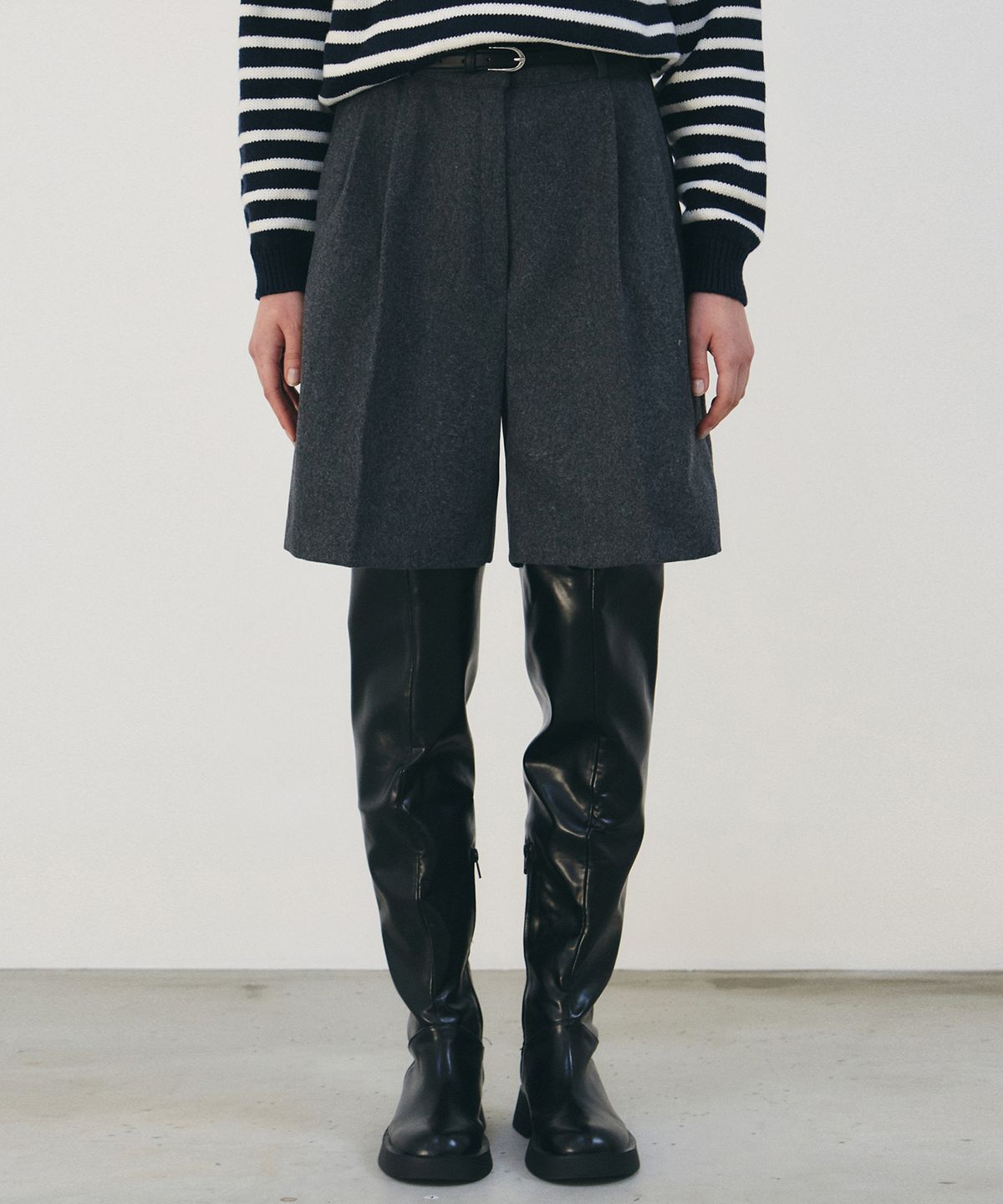닉앤니콜(NICK&NICOLE) COMFORT BERMUDA PANTS_CHARCOAL