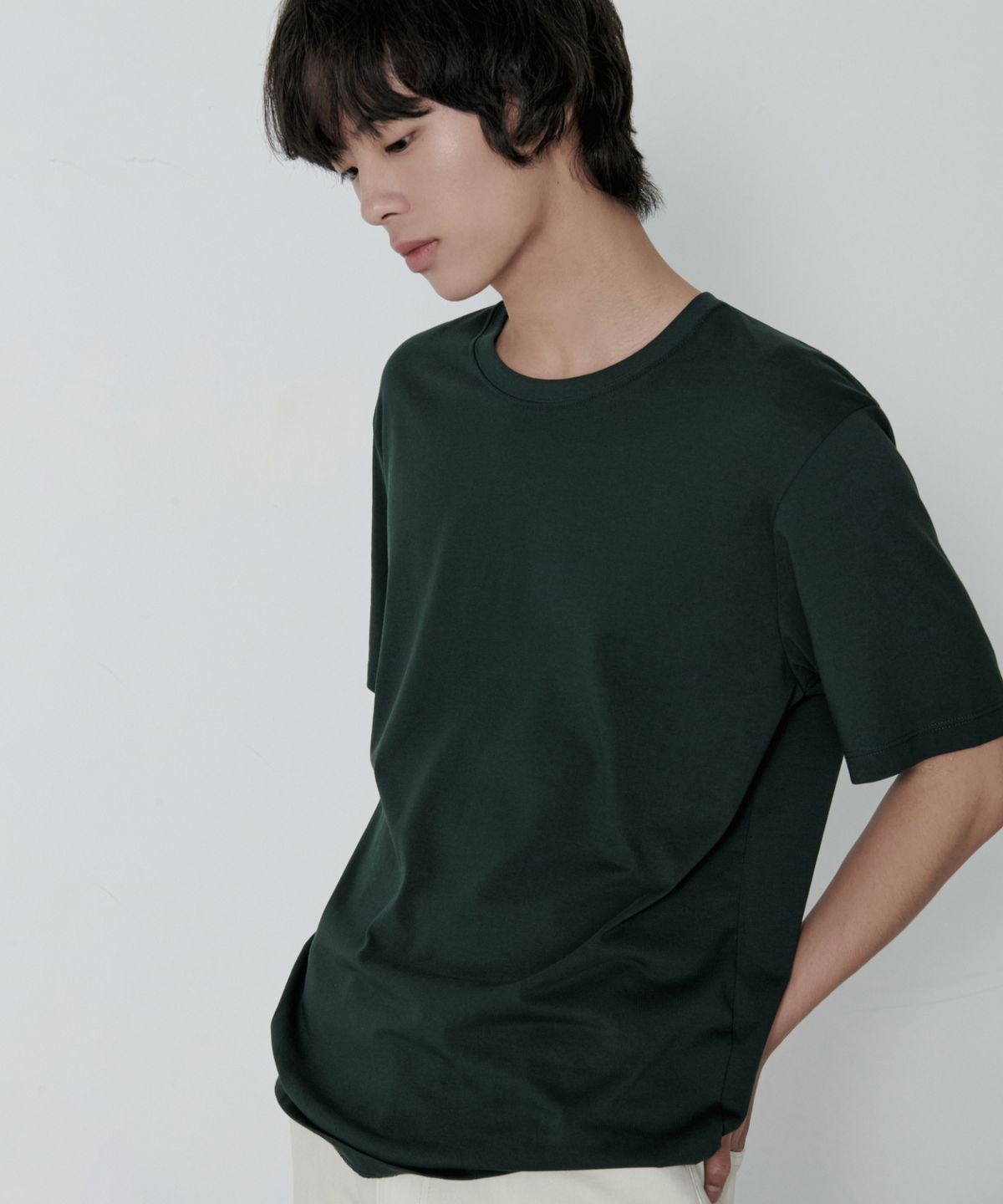 무신사 스탠다드(MUSINSA STANDARD) [쿨탠다드] 베이식 크루 넥 티셔츠 [딥 그린]