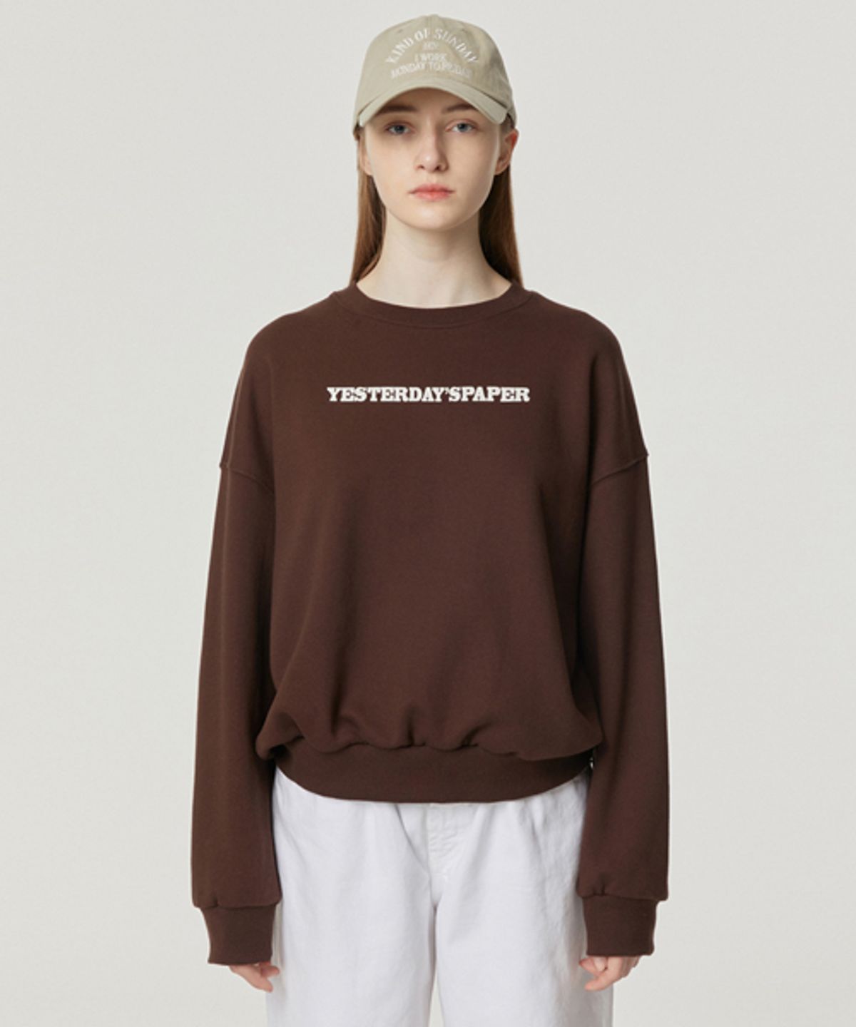 앤커버(NCOVER) YESTERDAYS PAPER LOGO SWEATSHIRT-BROWN