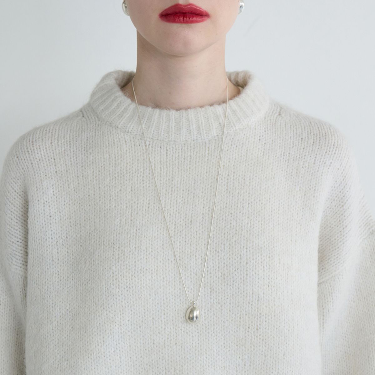 스틸 인스턴트(STILL INSTANT) Round Hole & Forms - Necklace 01 (2colors)