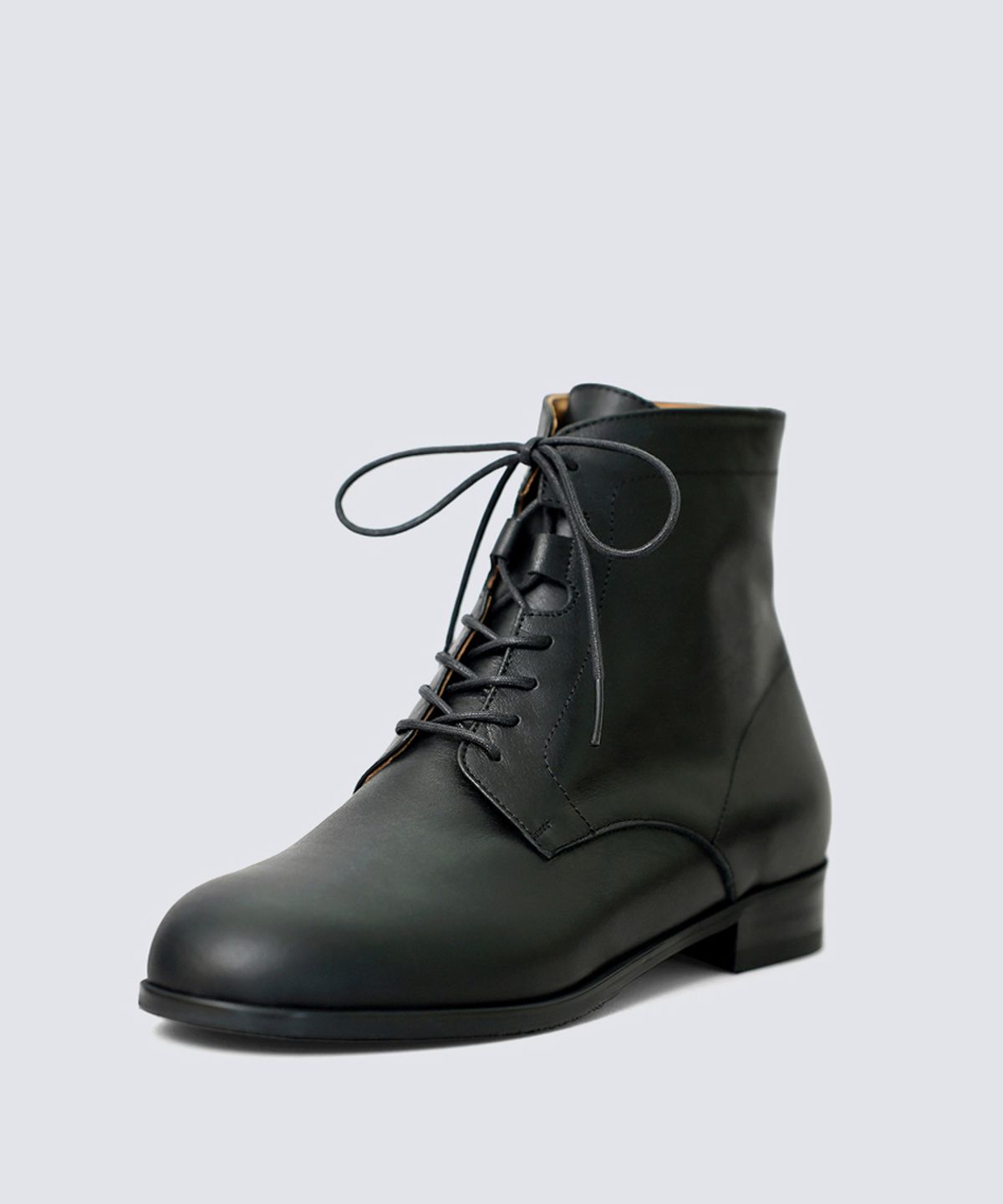 흰(HEENN) Side Zip Derby Boots . Black (W/ Vibram)