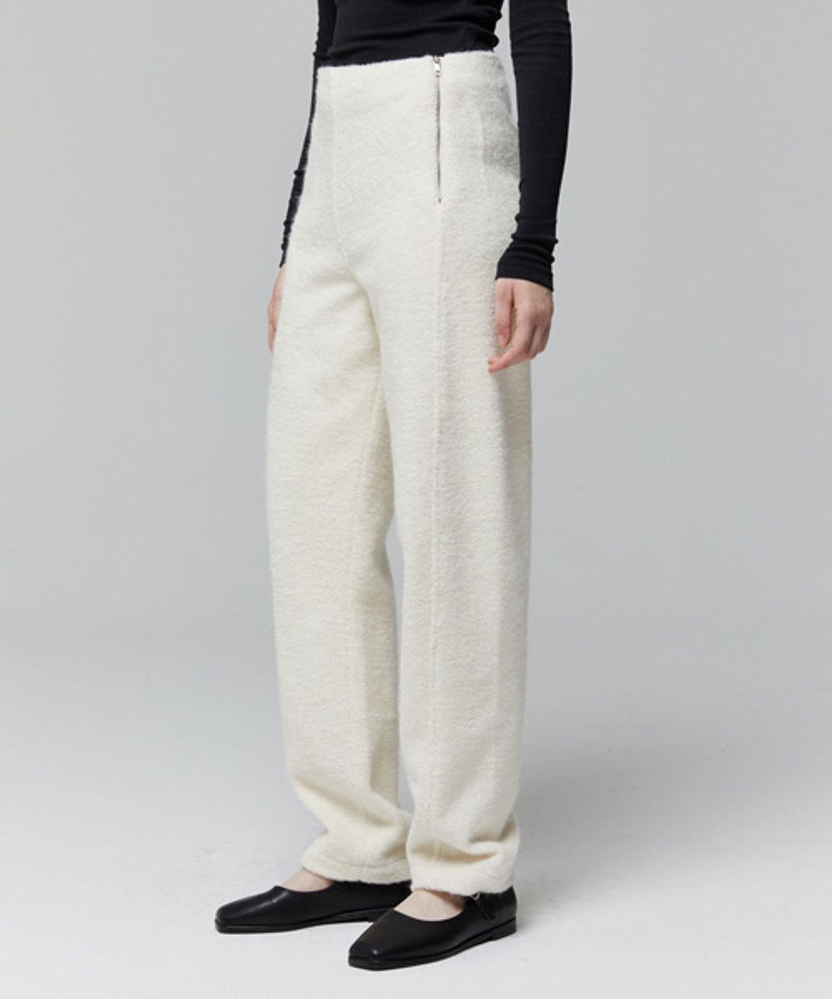 레이디 볼륨(LADY VOLUME) FLUFFY PANTS_IVORY
