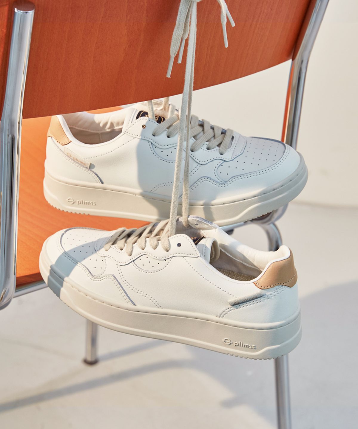 플림스(PLIMSS) 클래식 스니커즈 Ark002 화이트