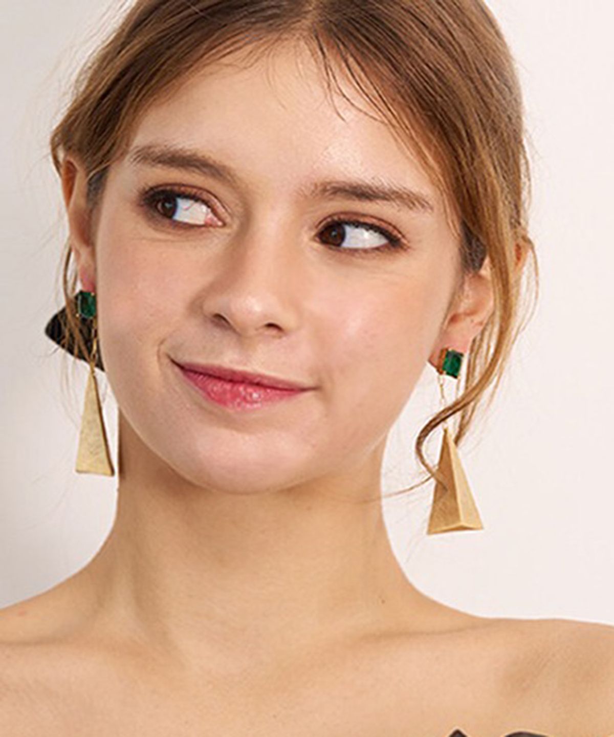 조에나(ZOENA) trian earring