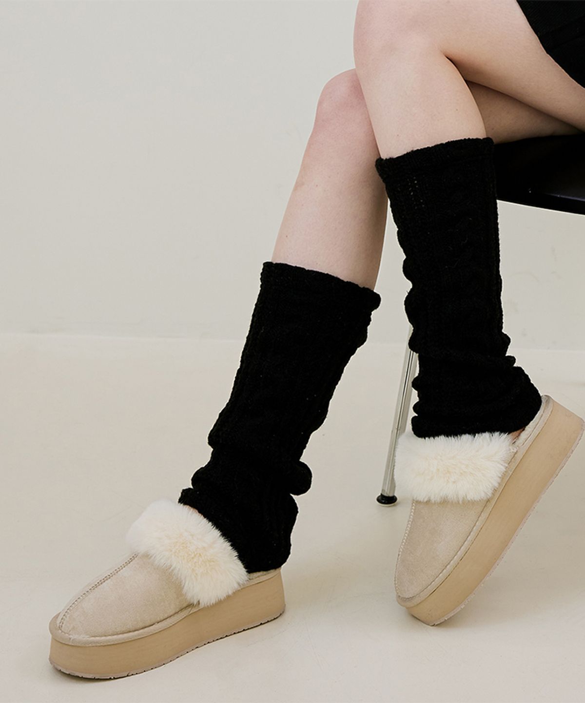 로제프란츠(ROSEFRANTZ) Leg Warmer [Black]