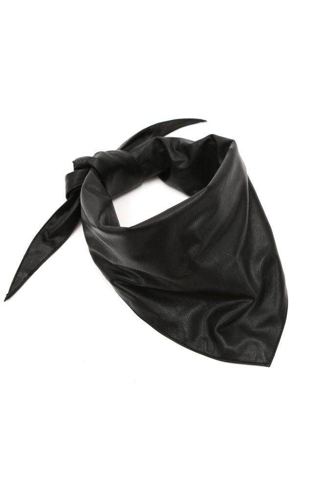 【SPERONE】Eco Leather Triangular Scarf MUSINSA | SPERONE WOMEN Eco leather triangle scarf