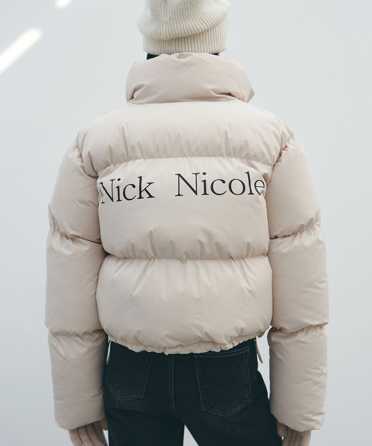 닉앤니콜(NICK&NICOLE) NICOLE VOLUME PUFFER SHORT PADDING_CREAM