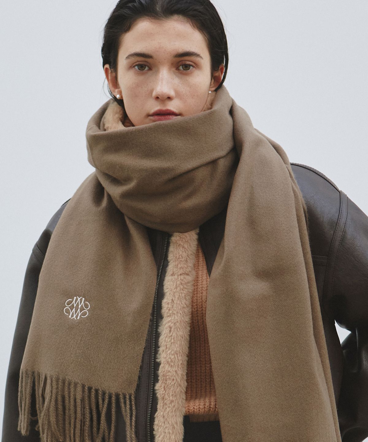 닉앤니콜(NICK&NICOLE) NICOLE PREMIUM MUFFLER_BROWN