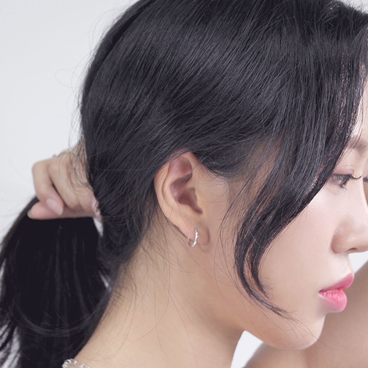 커스티지(CUSTAGE) 미니 클래식 후프 귀걸이