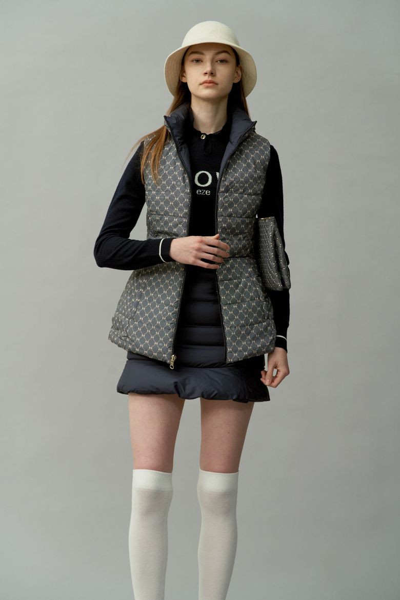 REVERSIBLE GOOSEDOWN VEST
