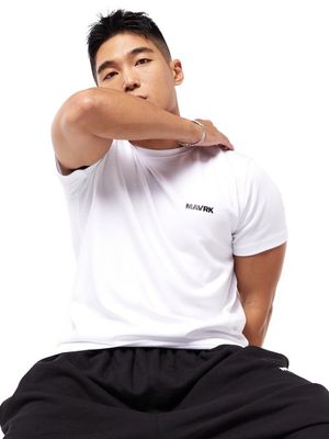 데일리 스몰로고 머슬핏 티셔츠 (4color)