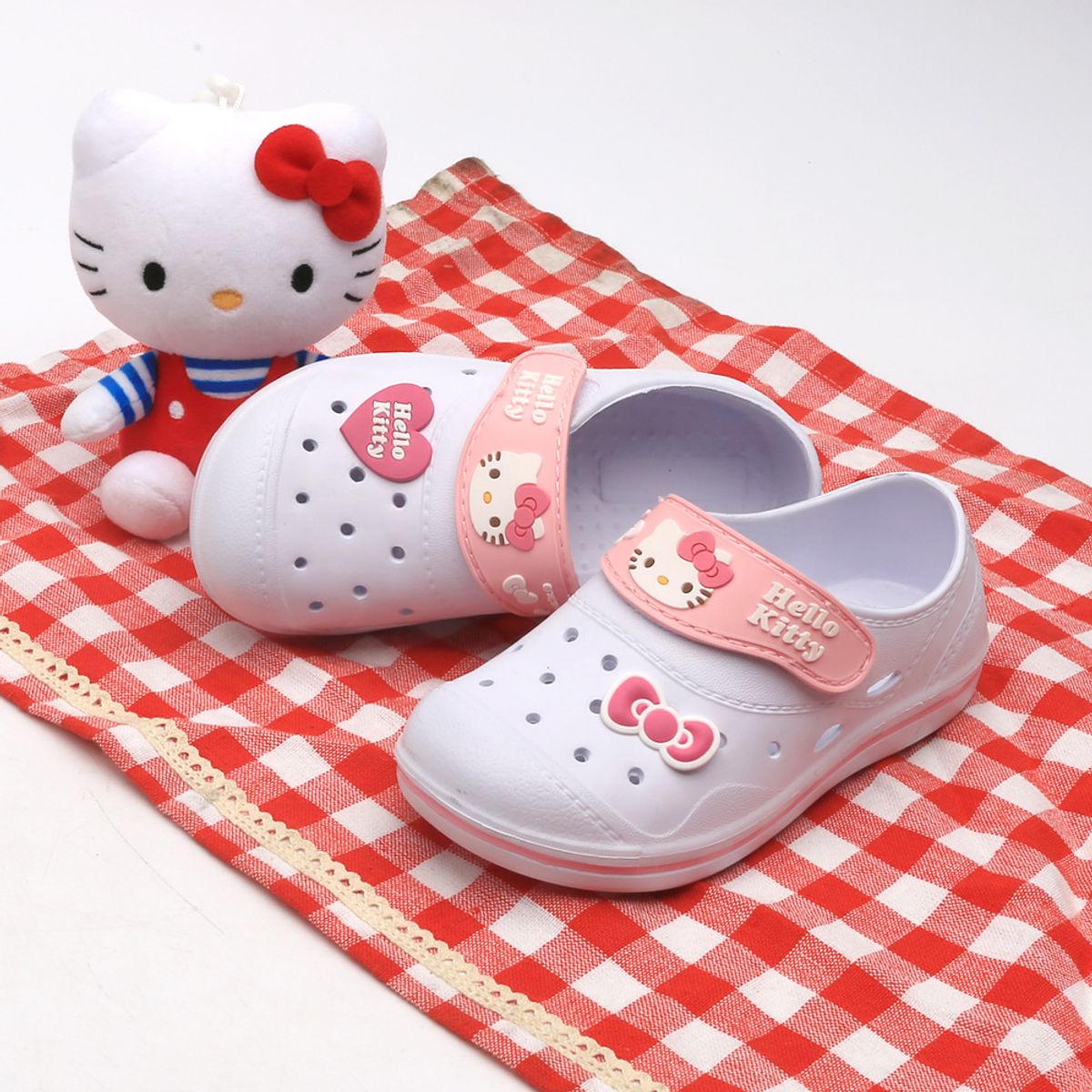 산리오 키즈(SANRIO) 헬로키티 초이 EVA 실내화