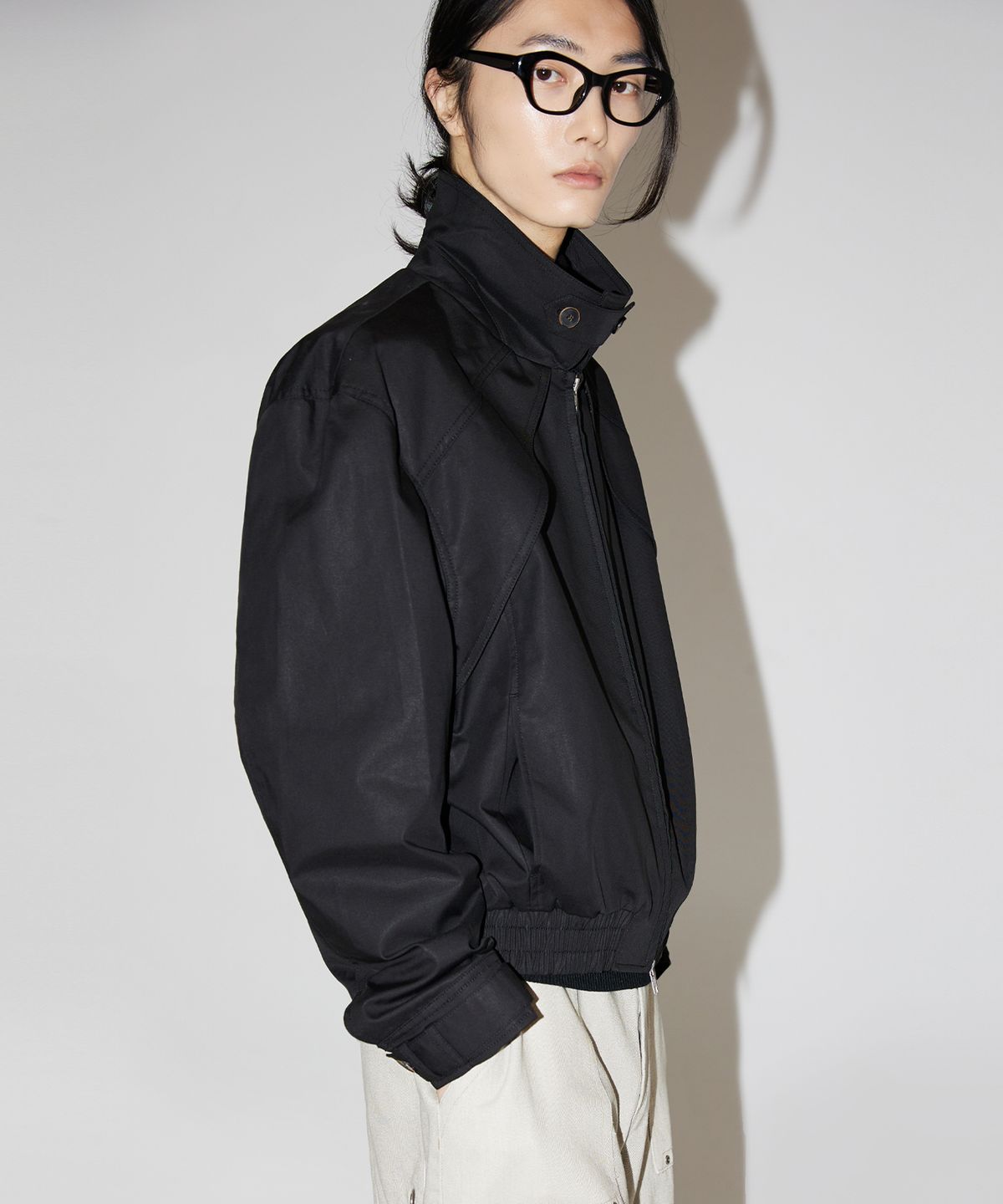 엘무드(LMOOD) 햄튼 치노 블루종 자켓 블랙