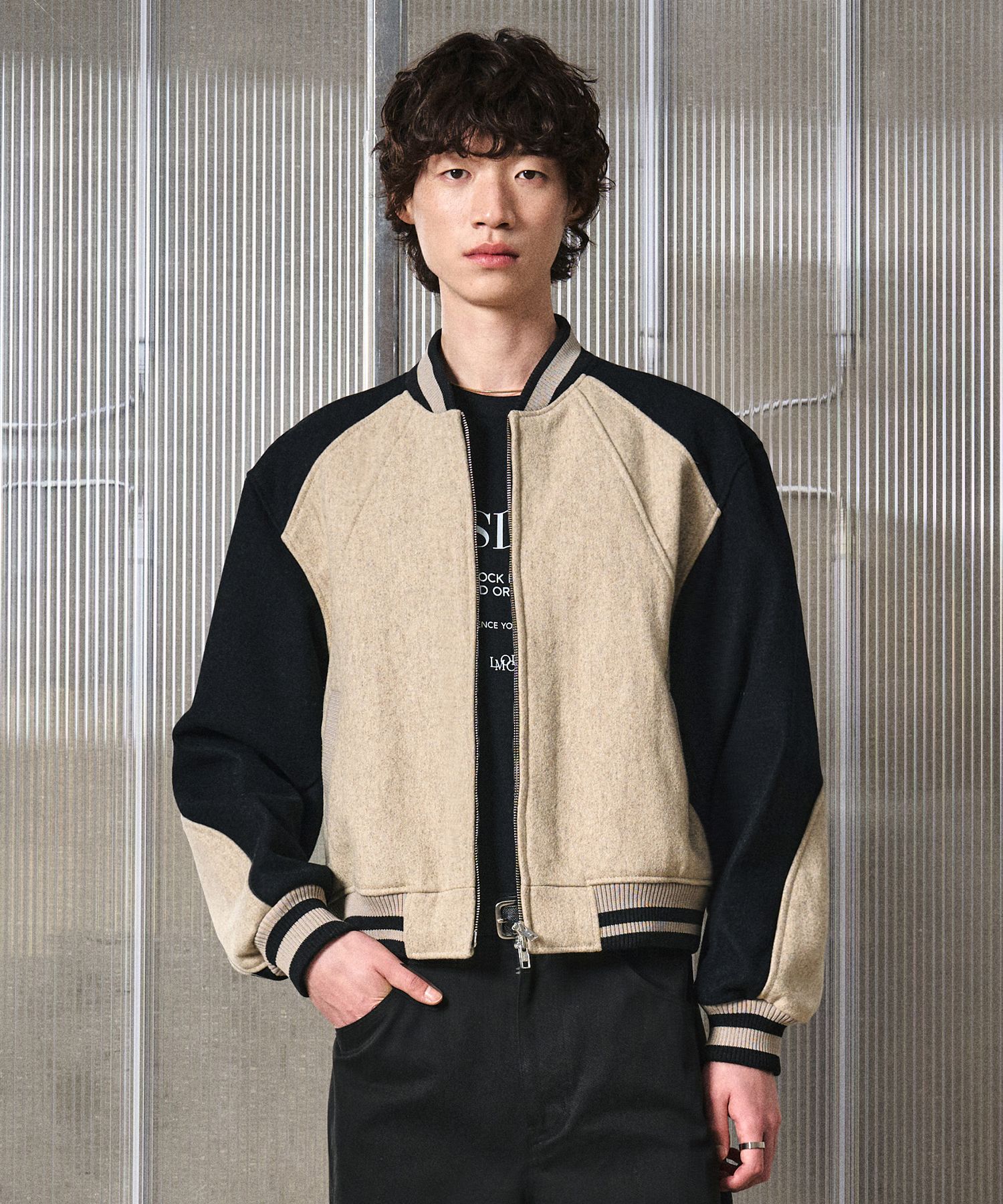 美品　LMOOD バーシティジャケット MUSINSA公式 | LMOOD wavy varsity jacket navy