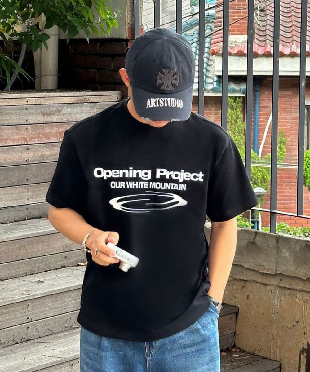 新到着 MUSINSA公式 Black - Shirt T Identity PROJECT OPENING | トップス