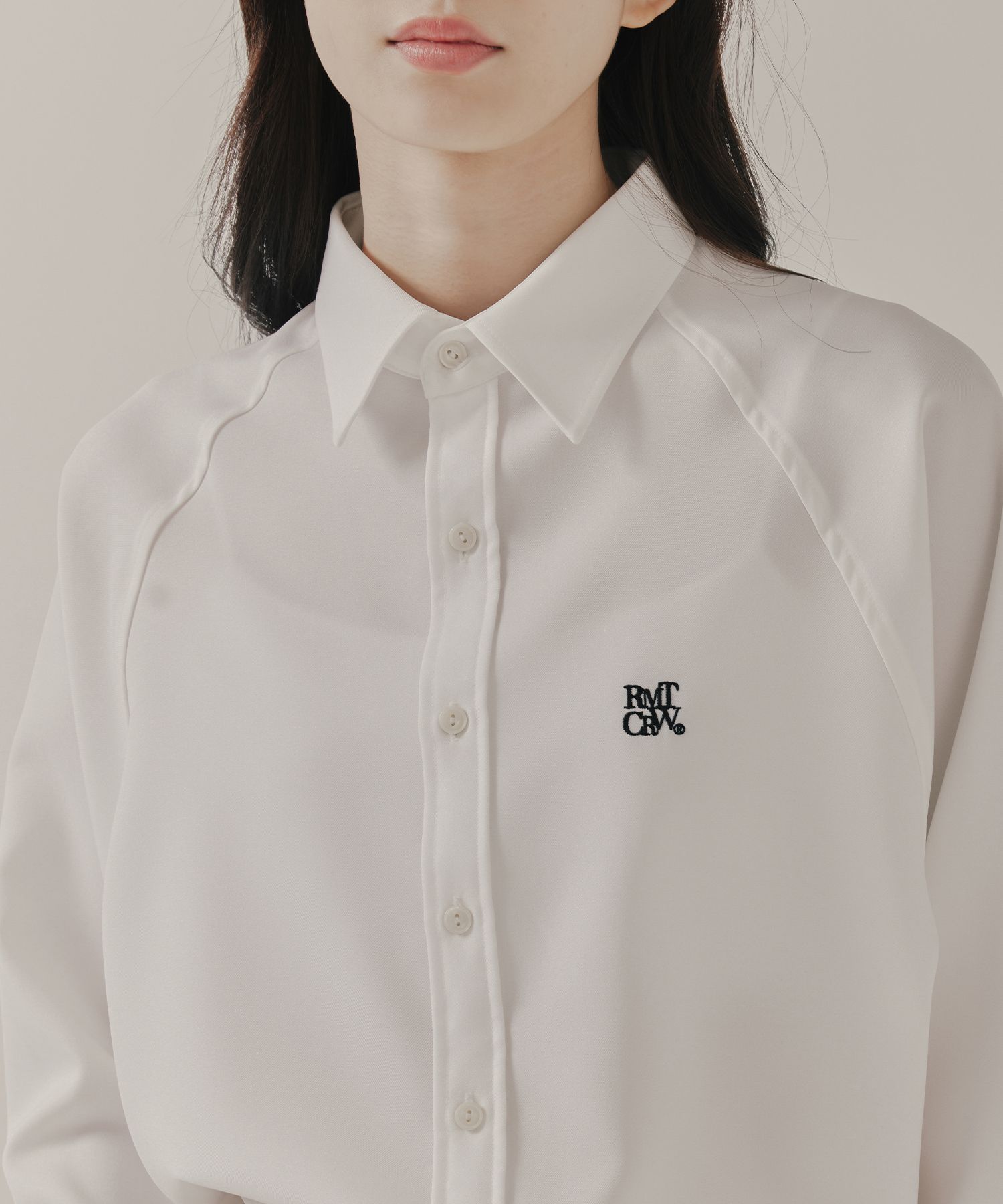 [ROMANTIC CROWN]★RAGLAN SLIT SHIRT MUSINSA | ROMANTIC CROWN Raglan Slit Shirt_White