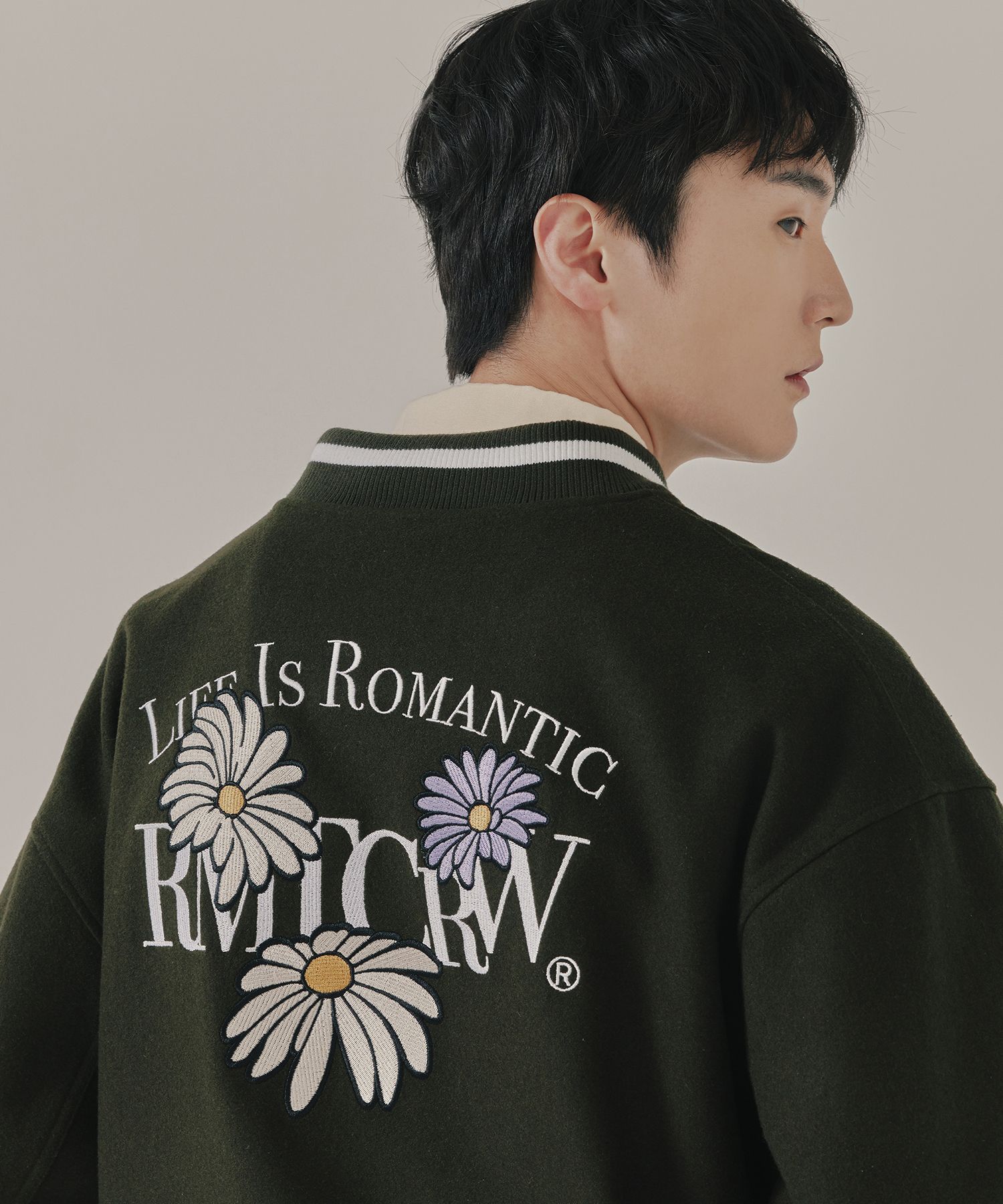 ☆関税込☆ROMANTIC CROWN★WILD FLOWER WOOL VARSITY JACKET★ MUSINSA | ROMANTIC CROWN Wild Flower Wool Varsity Jacket_Khaki