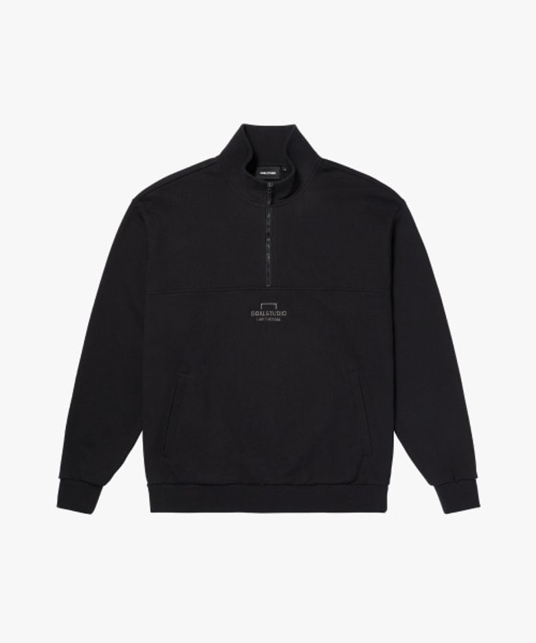 EMBROIDERY HALF ZIP-UP-BLACK