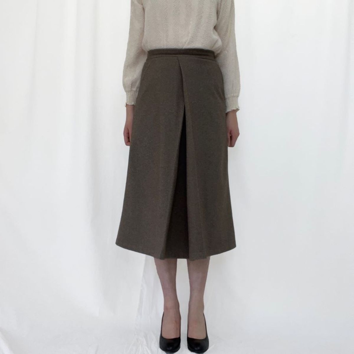 올강 디자인 스튜디오(ALL KANG DESIGN STUDIO) 롱 사선 주름스커트