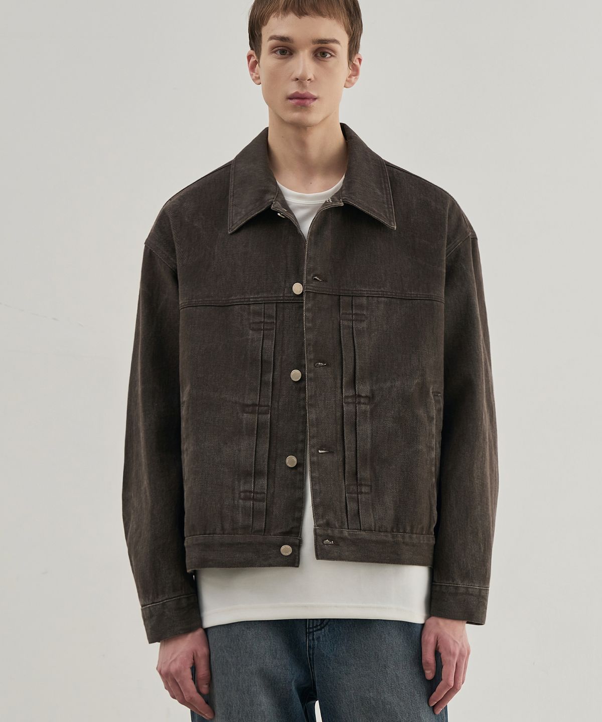 드로우핏(DRAW FIT) 플리츠 컬러 데님 자켓 [BROWN]